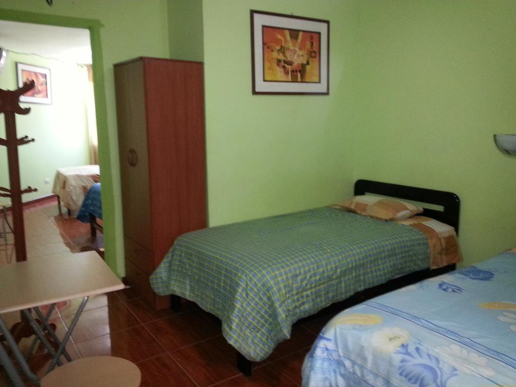 Hostal Puerto Ingles Ilo Zimmer foto